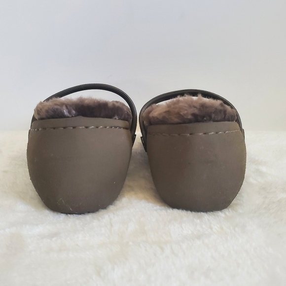 𝅺CROCS Brown Faux Fur Lined Suede Mary Jane Slip On Shoes Child Size 6-7 - Picture 9 of 11